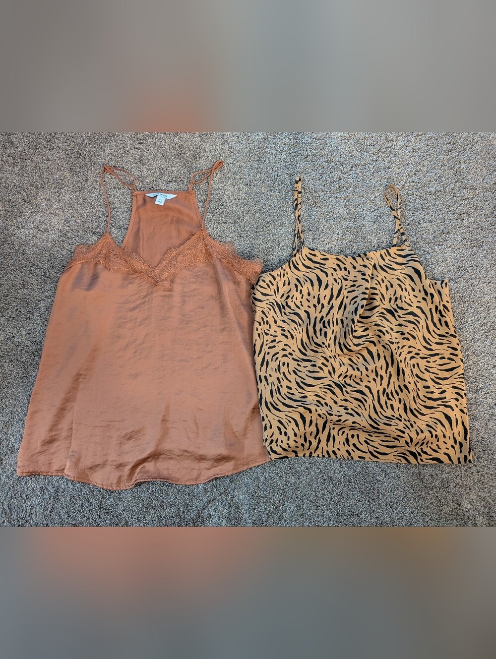 🌼 Pair Of Nine West Satin Cami Tops EUC Size Small & Medium